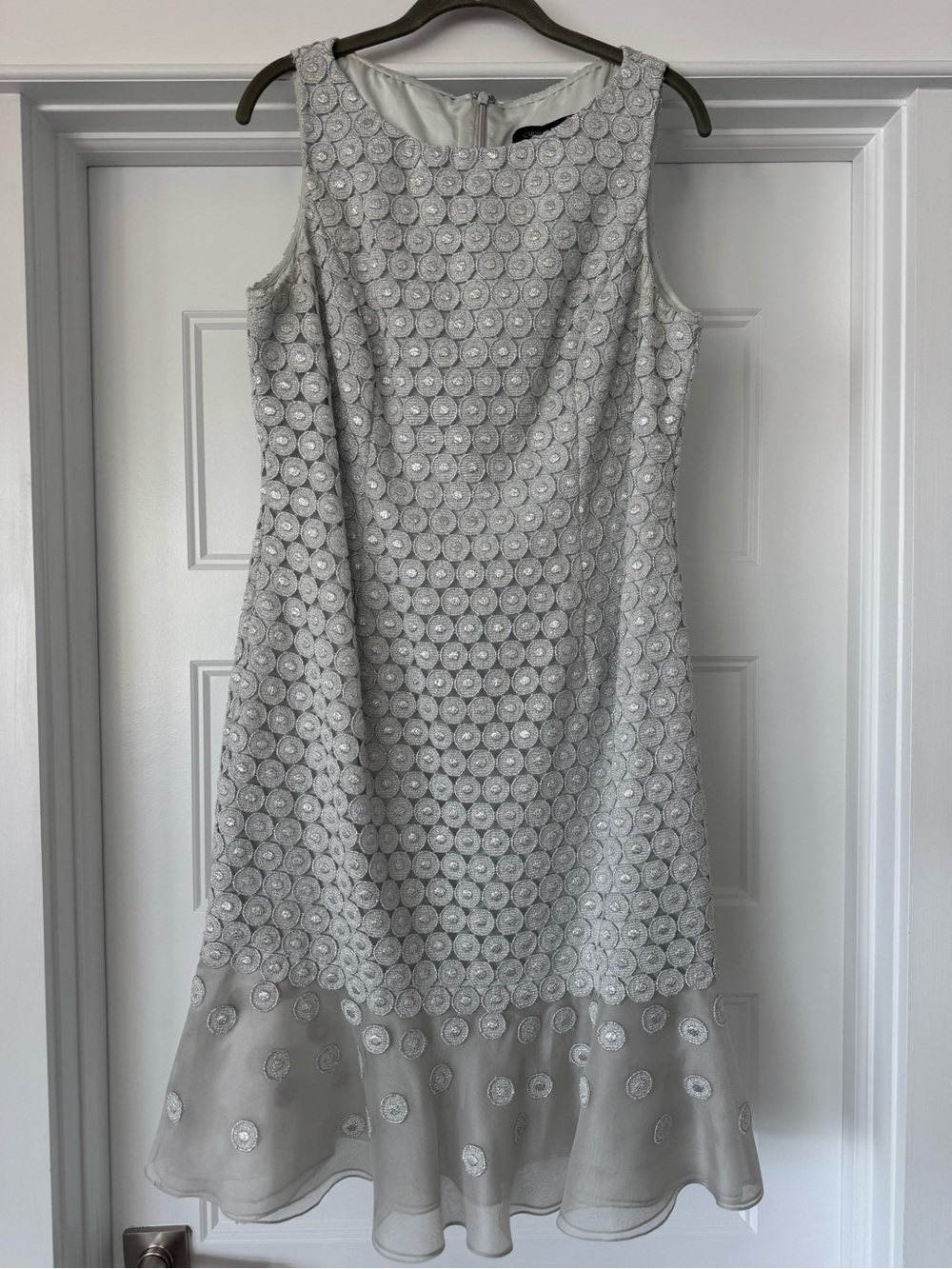 Carmen Marc Valvo Silver Embellished Sleeveless Dress